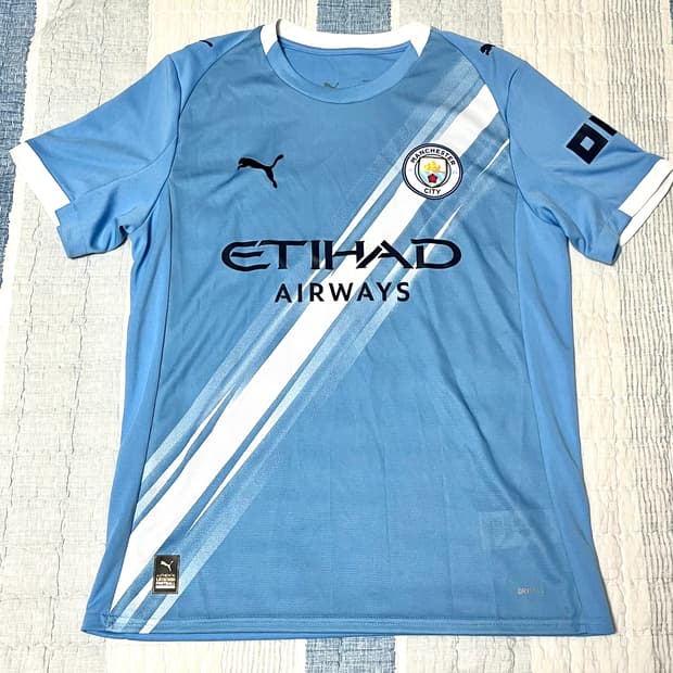 푸마 맨시티 25/26시즌 홈 유니폼 (사이즈-M)