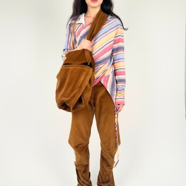 키코코스타디노브 x 리바이스 저지 티셔츠