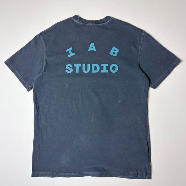 아이앱스튜디오 빅로고 오버핏 반팔 티셔츠 PN9368