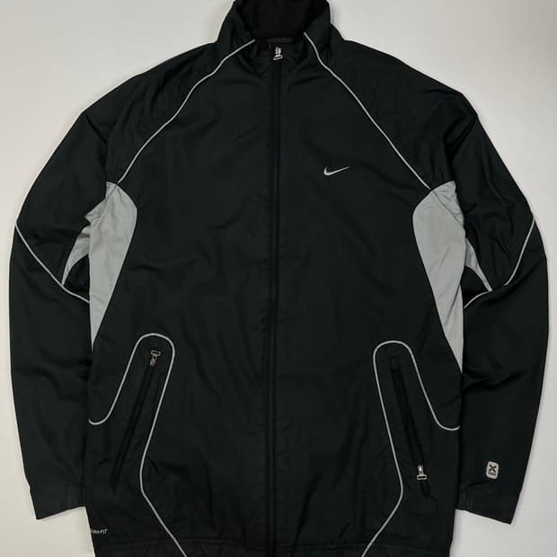 나이키 올드스쿨 블랙 바람막이