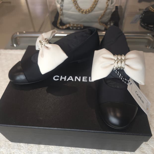 [정품] 샤넬 메리제인 리본 슈즈 36.5 (새상품)