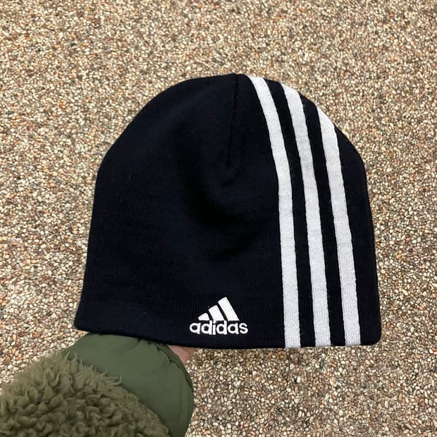 265 아디다스 삼선 비니