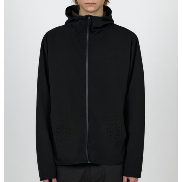 플라스틱 프로덕트 후드집업 구해요