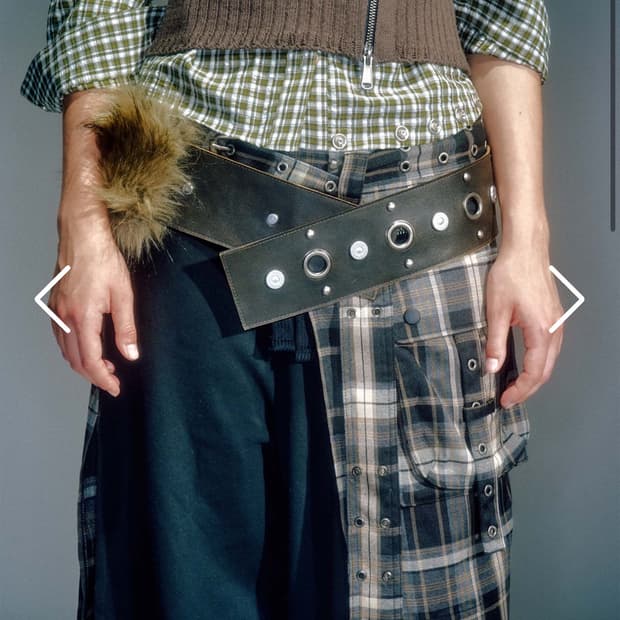 새상품)베이컨트아카이브 퍼 벨트