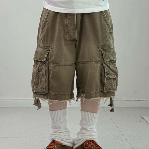 아베크롬비 카키 브라운 버뮤다 팬츠