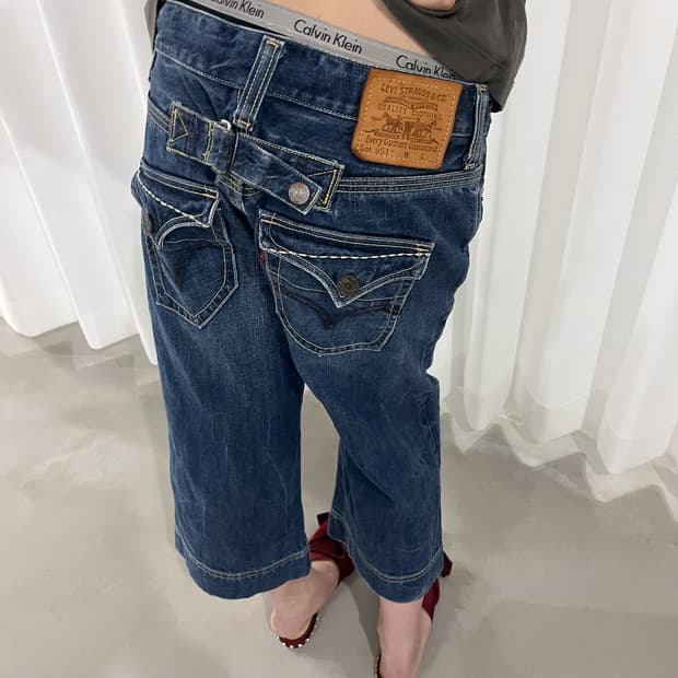 Levi’s