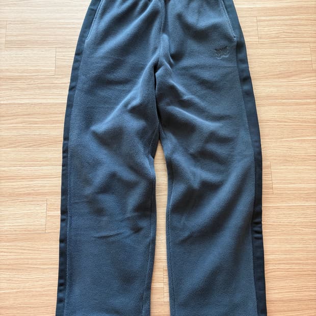 [L] 유니클로 x 니들스 플리스 와이드 팬츠 긴기장 다크 그레이