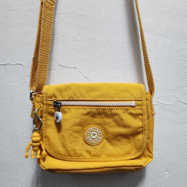 키플링 바나나 미니백 