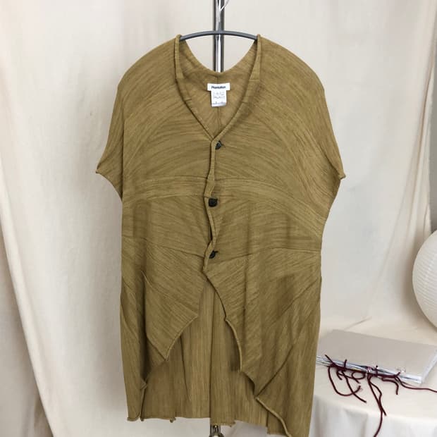 Plantation Leaf Shape Cardigan