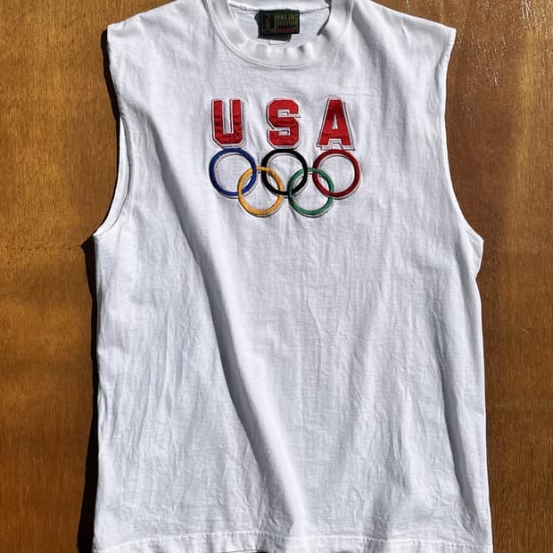 90’s Vintage Hanes 1996 USA Sleeveless