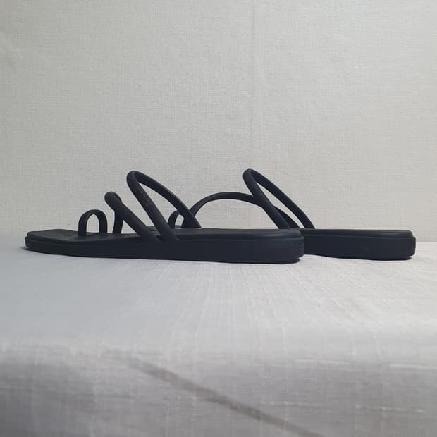 250mm 크록스 마이애미 토우 루프 샌들 블랙