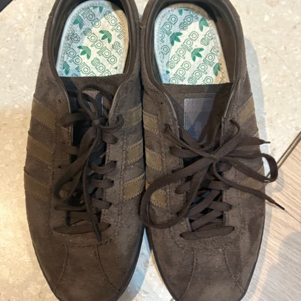 택포6 아디다스 토바코 다크브라운 255사이즈 팝니다