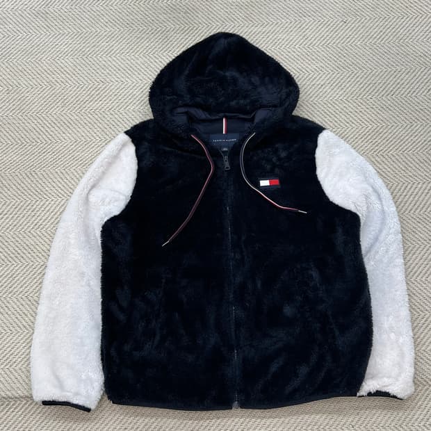 타미힐피거 배색 플리스 r2426