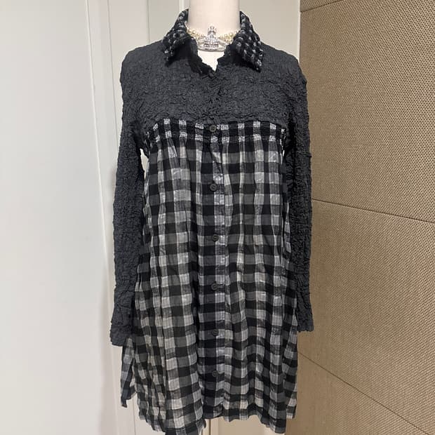 이세이미야케 미  플리츠 탑