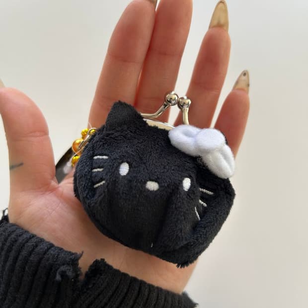 HELLO KITTY COIN CASE 켈로키티 동전 케이스