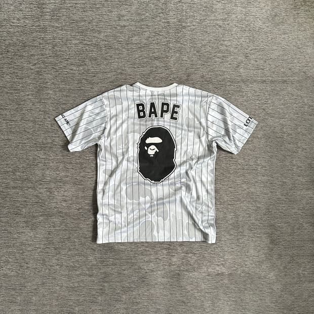 베이프 X 치바 롯데 바린스 한정판 협업 컬렉션 유니폼 티