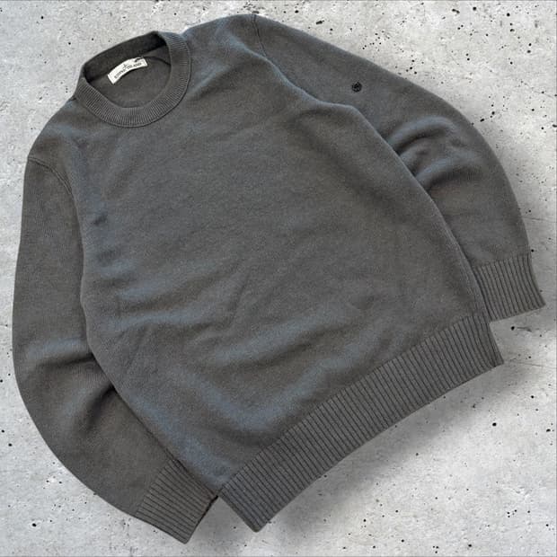 [XL] 17FW 스톤아일랜드 울 니트 그레이 E588