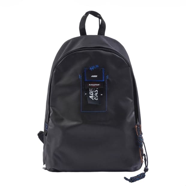 아더에러 이스트팩 콜라보 백팩