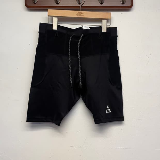 나이키 Acg 드라이핏 adv 라바루프 하프 타이즈