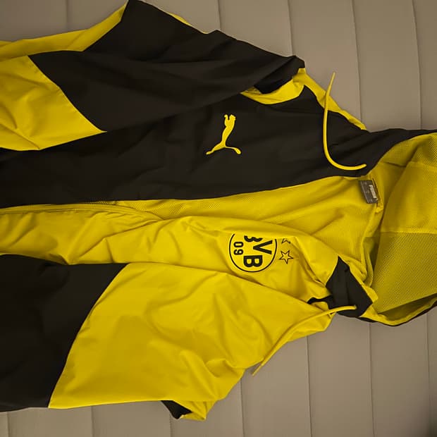 퓨마 도르트문트 바람막이