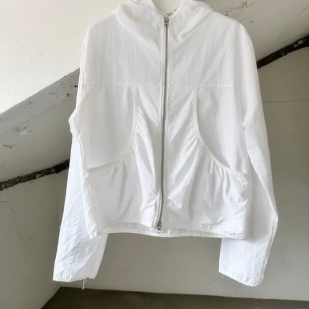 묘랑 바람막이 화이트