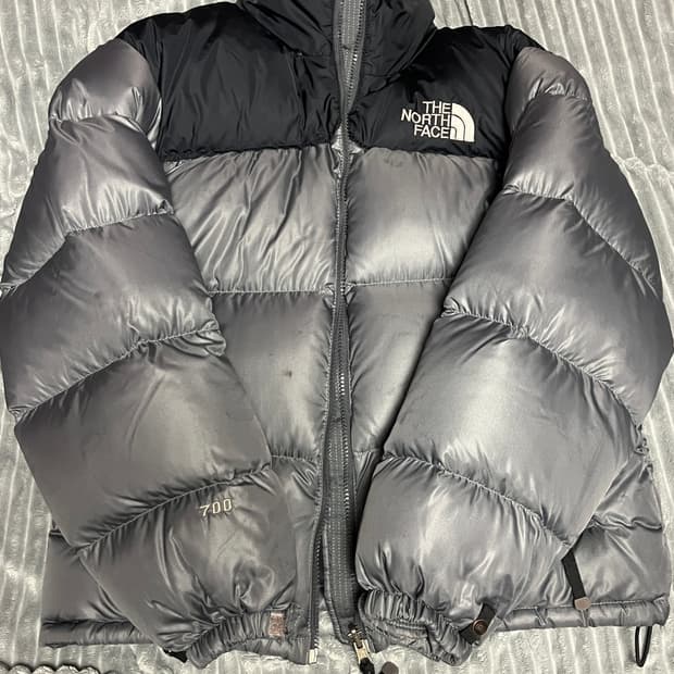 노스페이스 700 패딩