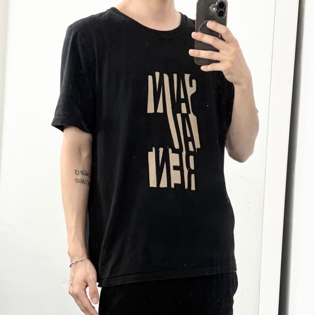 생로랑 19SS 스펠로고 반팔 티셔츠