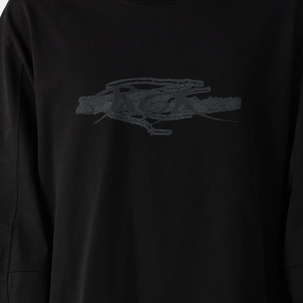 ROA LONG SLEEVE GRAPHIC BLACK (L)