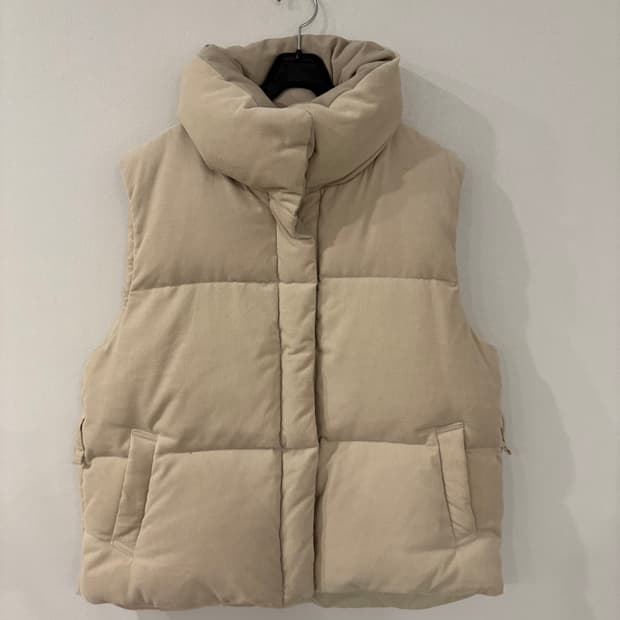 LODERN 로던 패딩 조끼 105