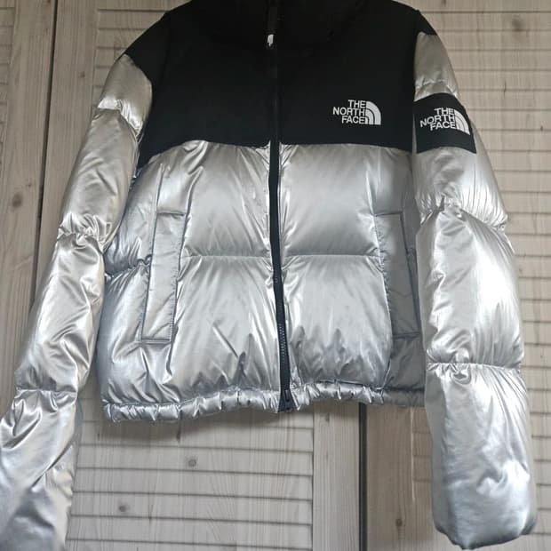 노스페이스 실버 숏패딩 / 블랙배색 / 겨울패딩 / 상태좋음