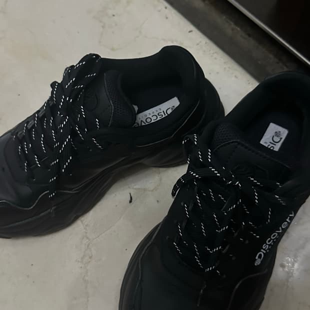 새상품) 디스커버리 DX-SH13-961 블랙 운동화 235
