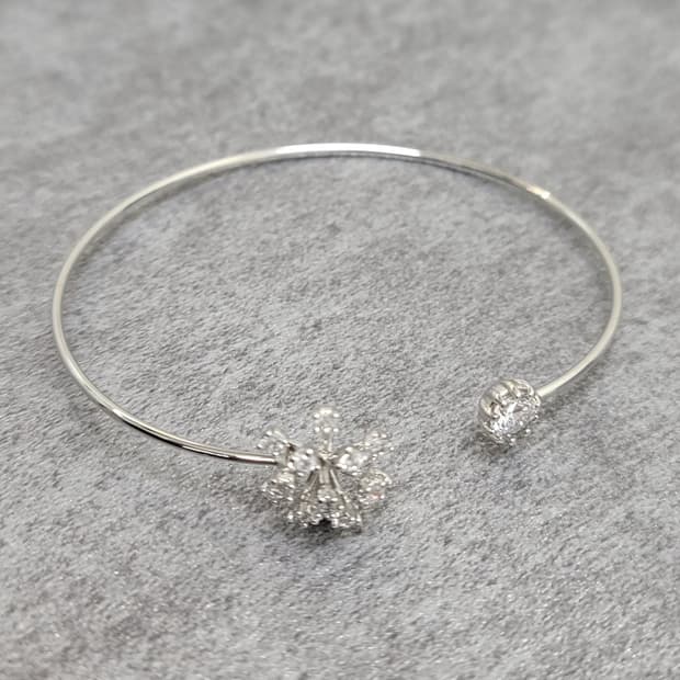 snow flower bangle