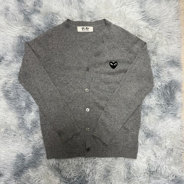 꼼데가르송 블랙와펜 그레이 가디건 