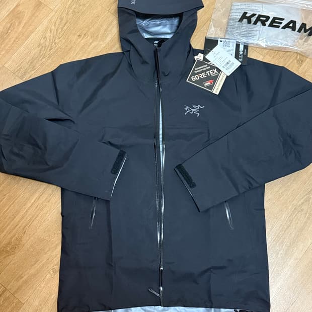 새상품 아크테릭스 베타 블랙자켓