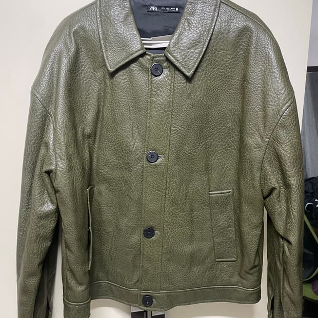 Zara 페이크 레더 그린 가죽 자켓 L