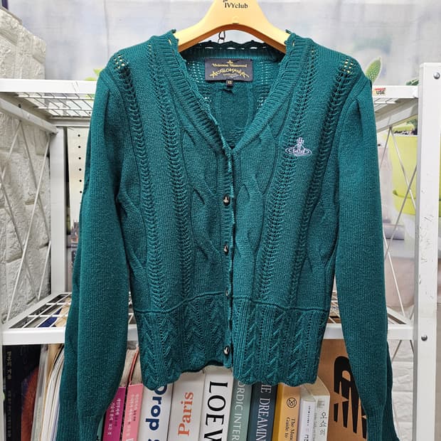 비비안웨스트우드 여성 니트가디건 85 앵글로매니아 케이블 니트 WL87