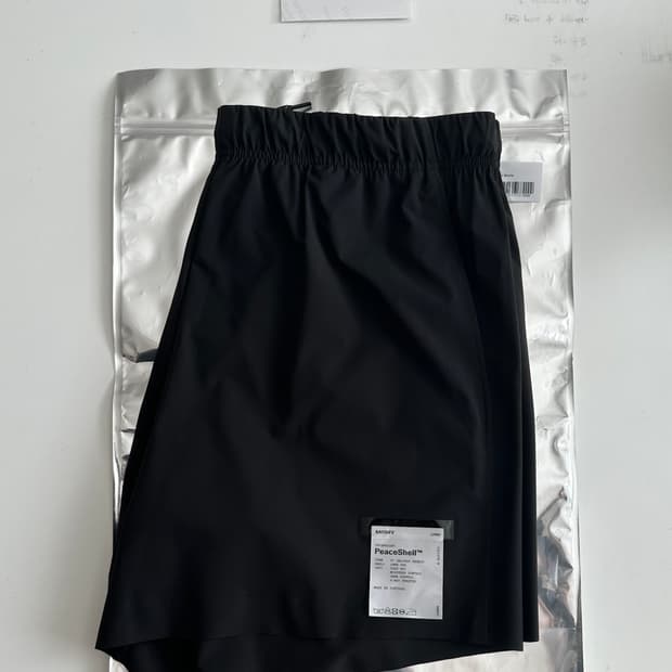 ss25 satisfy 새티스파이 피스쉘 5 언라인드 쇼츠 XL
