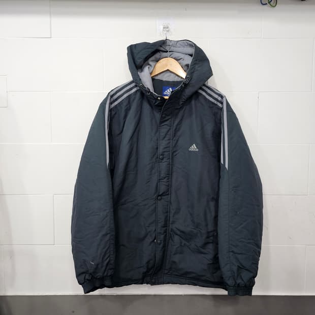 아디다스 누빔 점퍼