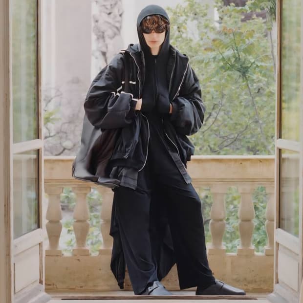 발렌시아가 트랙 자켓 + 후드 + 셔츠 + 긴팔 티 집업 봄버