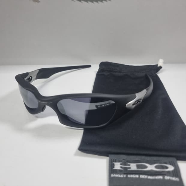 오클리 밸브 1.0 매트블랙 미사용