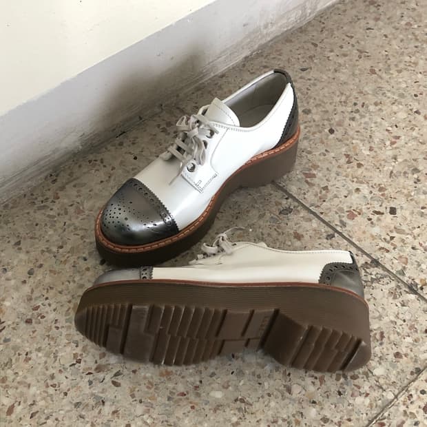 brogue derby shoes / Prada