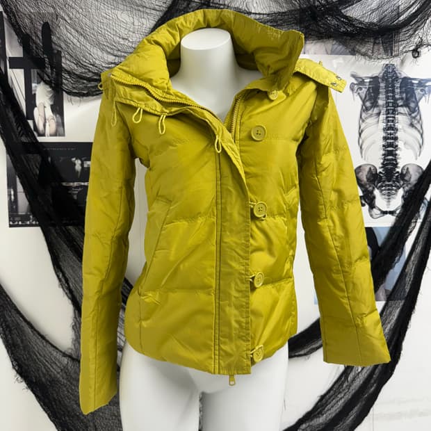 Calvin klein 00s mood