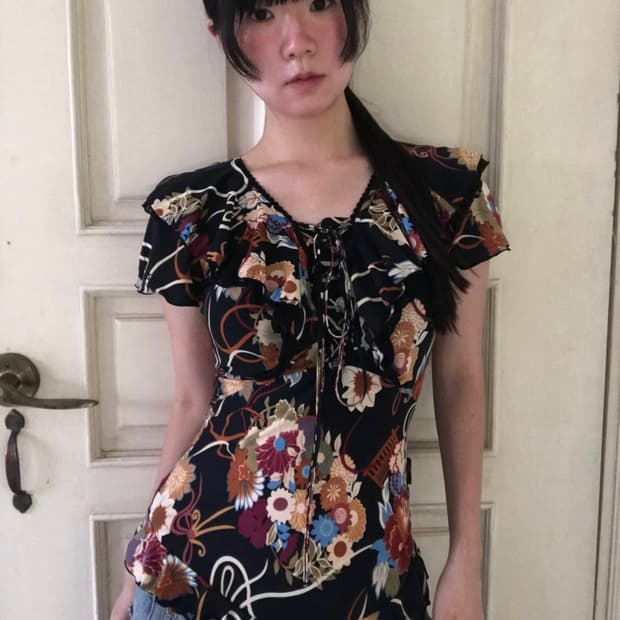 vintage ozz on pattern top