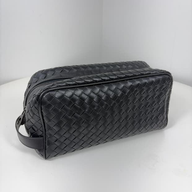 보테가베네타 인트레치아토 블랙 돕키트 파우치