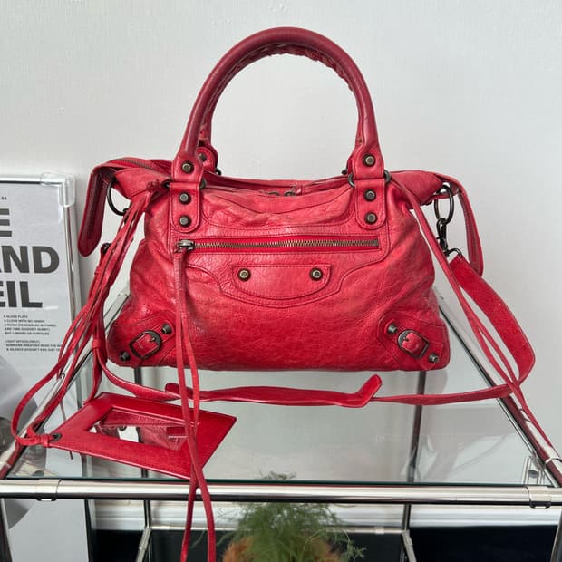 발렌시아가 모터백