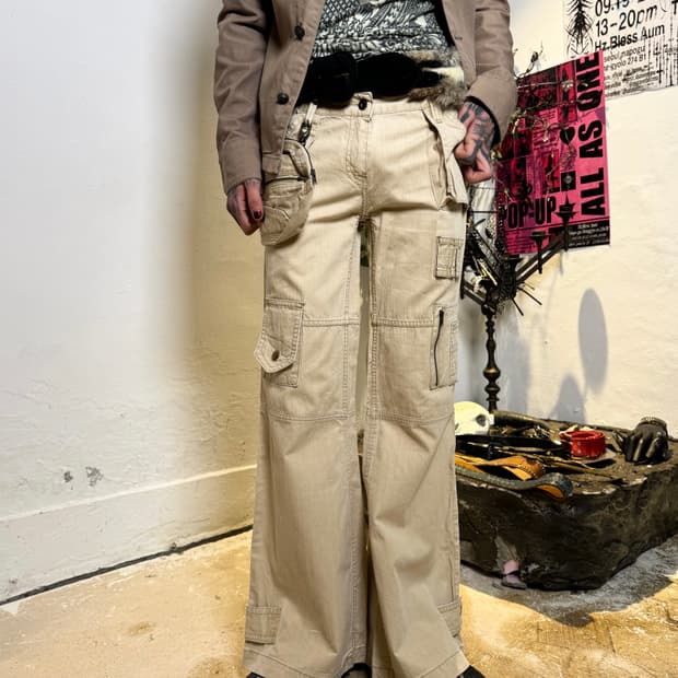 Utility Cargo Pocket flare pants