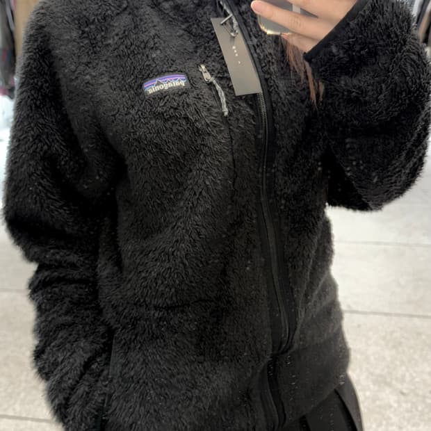 Patagonia fleece hood zip_up 