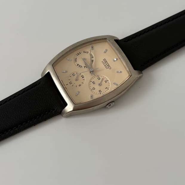 90년대 세이코 루센트 쿼츠