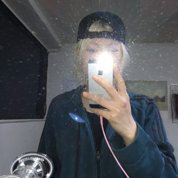 투티/0187 칼하트 네이비 모자