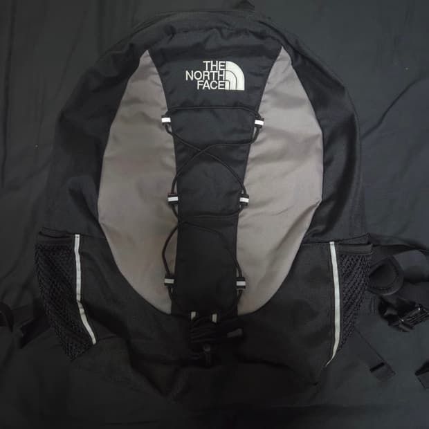 노스페이스 빈티지 백팩 -카키그레이-